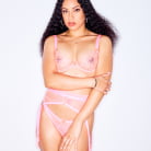 Diamond Banks in 'Glimmer'